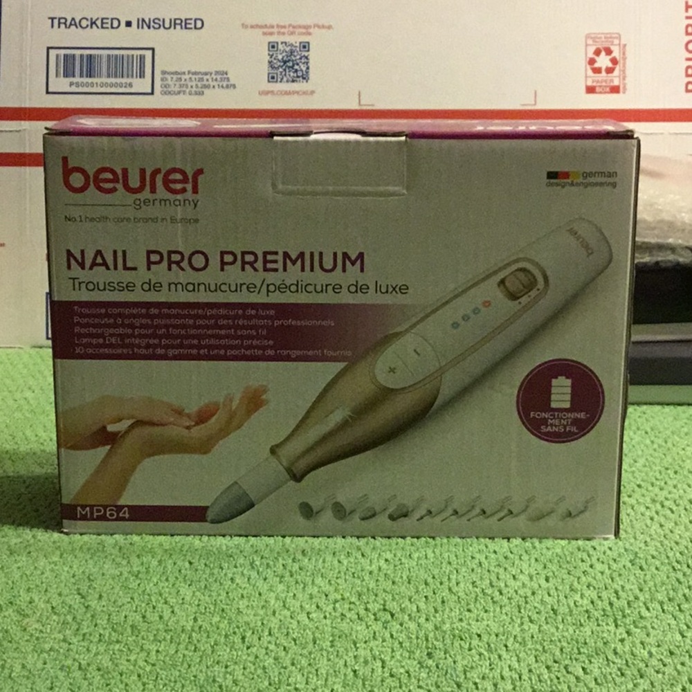 NIB Nail Pro Premium Electric Manicure Set - White and Gold